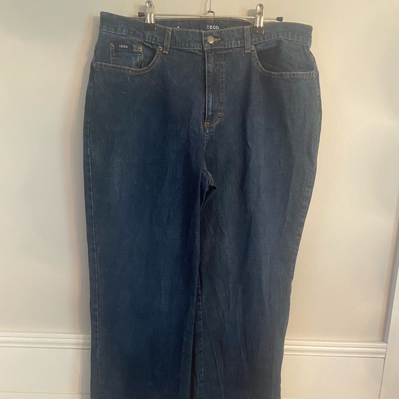 Women’s Izod size 14 jeans